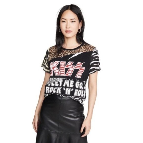 Alice + Olivia KISS Patchwork Concert Graphic Tee - Picture 3 of 13